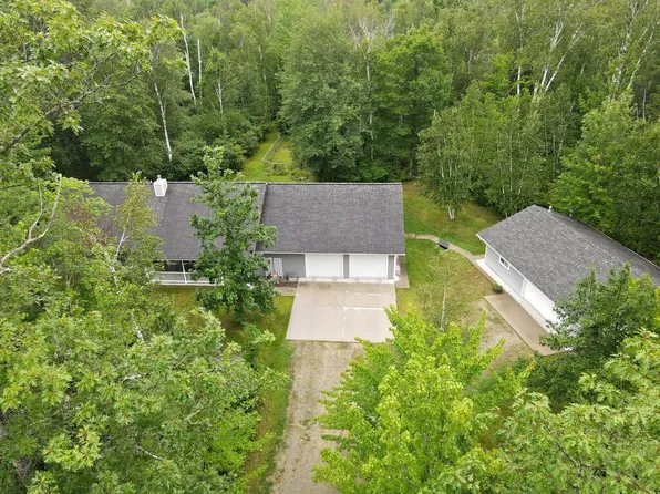 28683 Maple Hill Dr, Grand Rapids, MN 55744