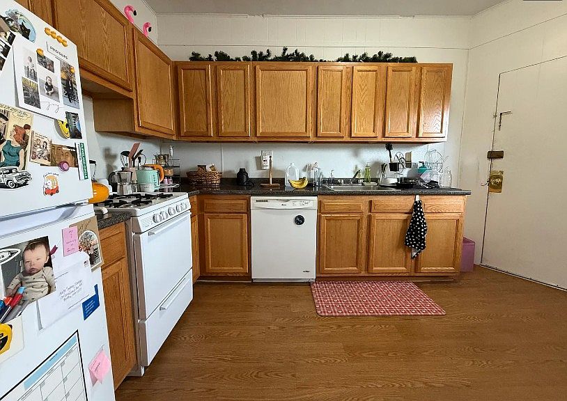1st image of 130 Englewood Ave #17