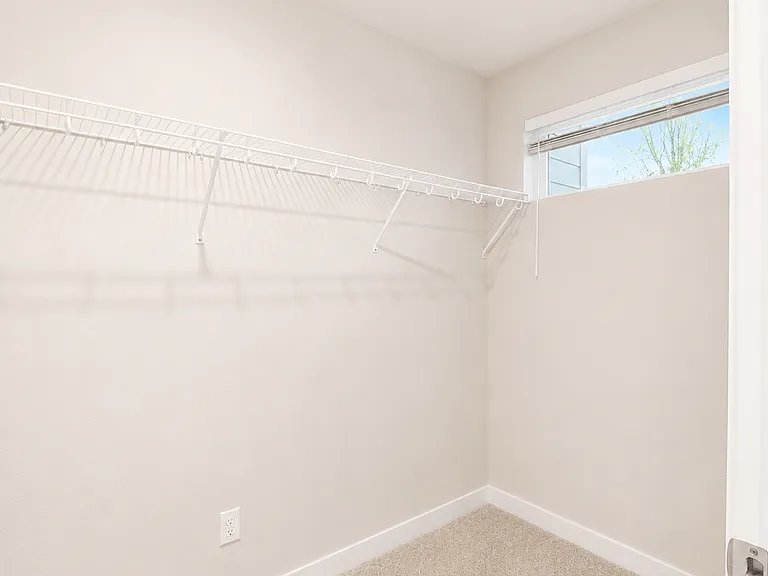 18426 NE 46th Pl — Photo 26