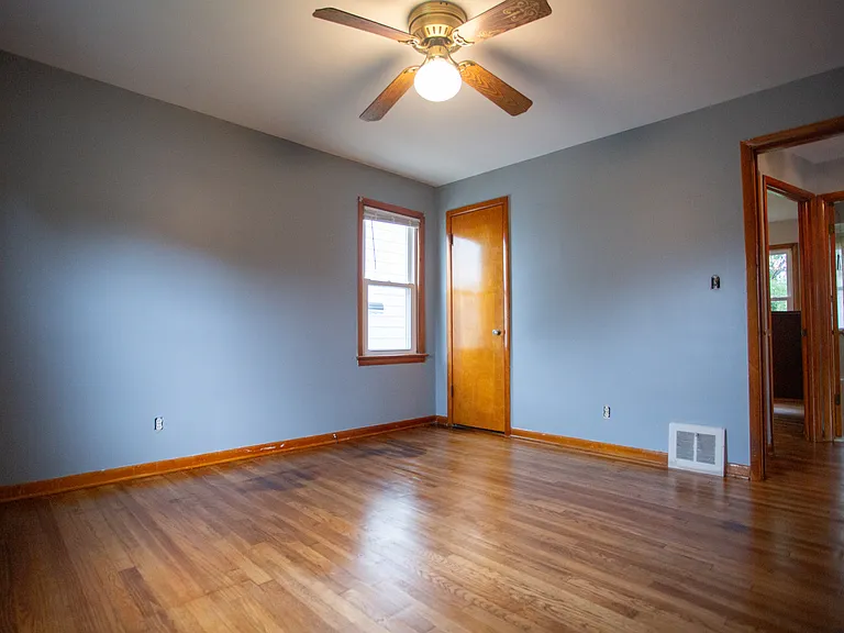 21170 Wilmore Ave — Photo 13