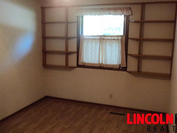 5th image of 4300 Briarpark Dr