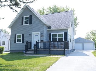 109 Tudor Ave, Bedford, OH