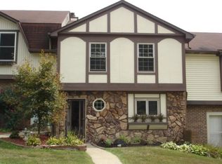 1771 Val Ct, Burlington, KY 41005