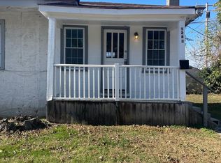 126B Suffolk Ave, Colonial Heights, VA 23834