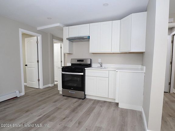 2nd image of 210 Saint Pauls Ave Floor 1