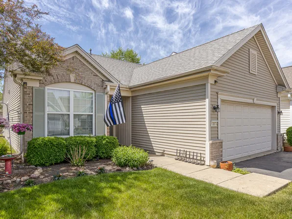 13973 Chanwahon Rd, Huntley, IL 60142