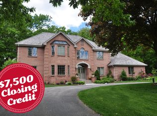 N29W30361 Hawksnest Ct, Pewaukee, WI 53072