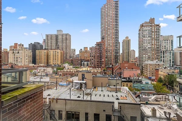 Sold by Compass | media 5