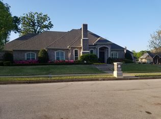 2013 Holly Leaf Dr, Tyler, TX 75703