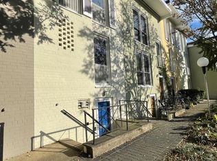 108 G St SW #105, Washington, DC 20024