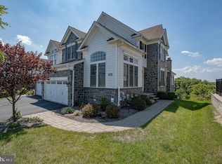 3826 Meadow View Farm Rd, Newtown Square, PA 19073