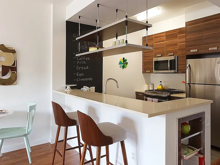 22 Caton Pl #2L — Photo 2
