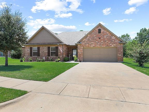 4th image of 3212 N Haven Dr