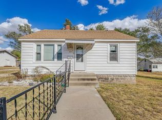424 S Ash St, Newton, KS 67114