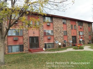 640 16th Ave SW APT 18, Cedar Rapids, IA 52404