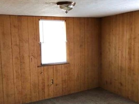 4th image of 320 Frazier Ave