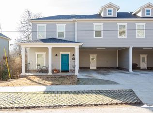 2017 W Maine St, Fayetteville, AR 72701