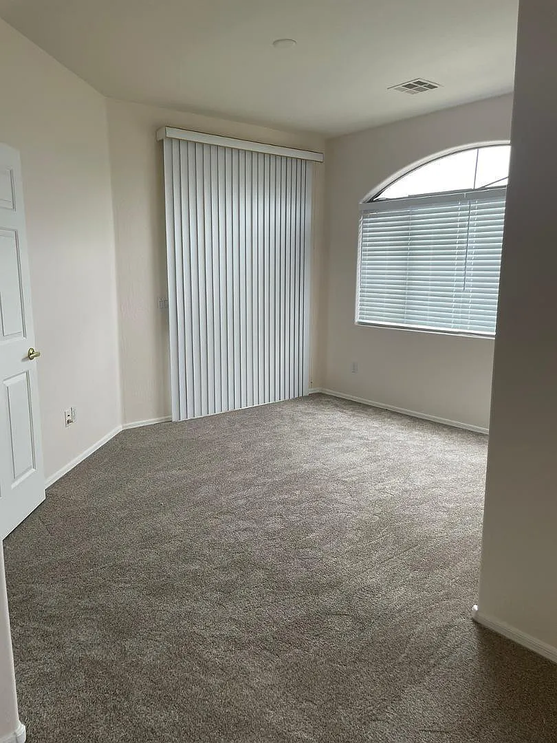 Building Photo - 5450 E McLellan Rd #236