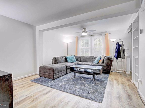 5th image of 8238 Shady Nook Ct