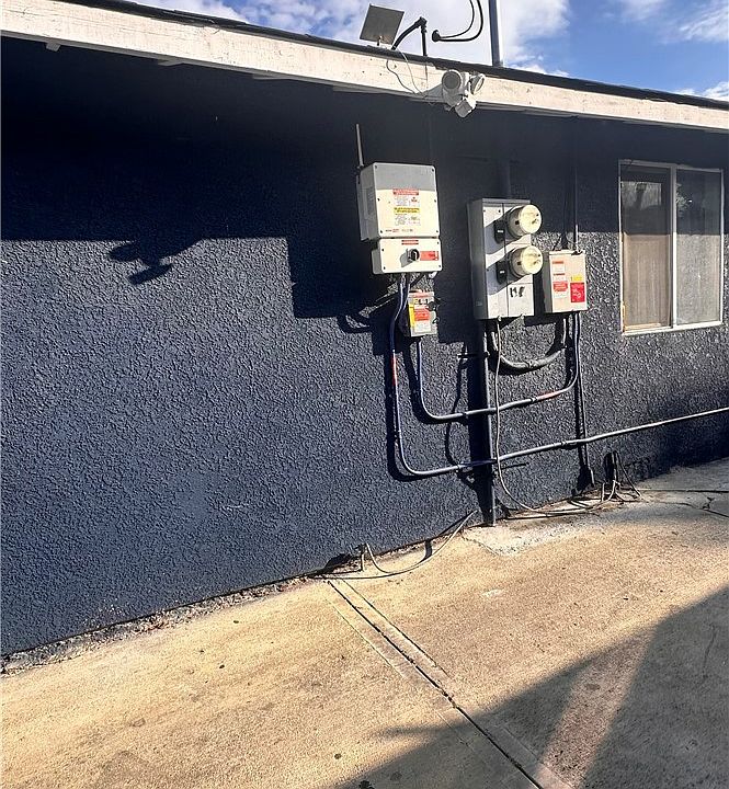 2nd image of 13127 S Penrose Ave