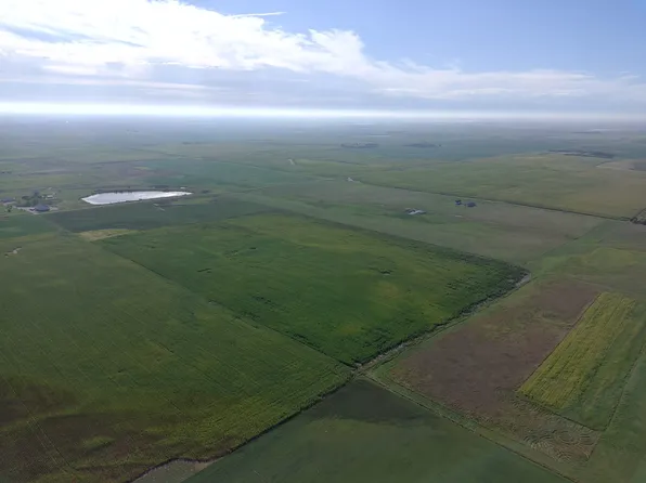 141st St, Ipswich, SD 57451