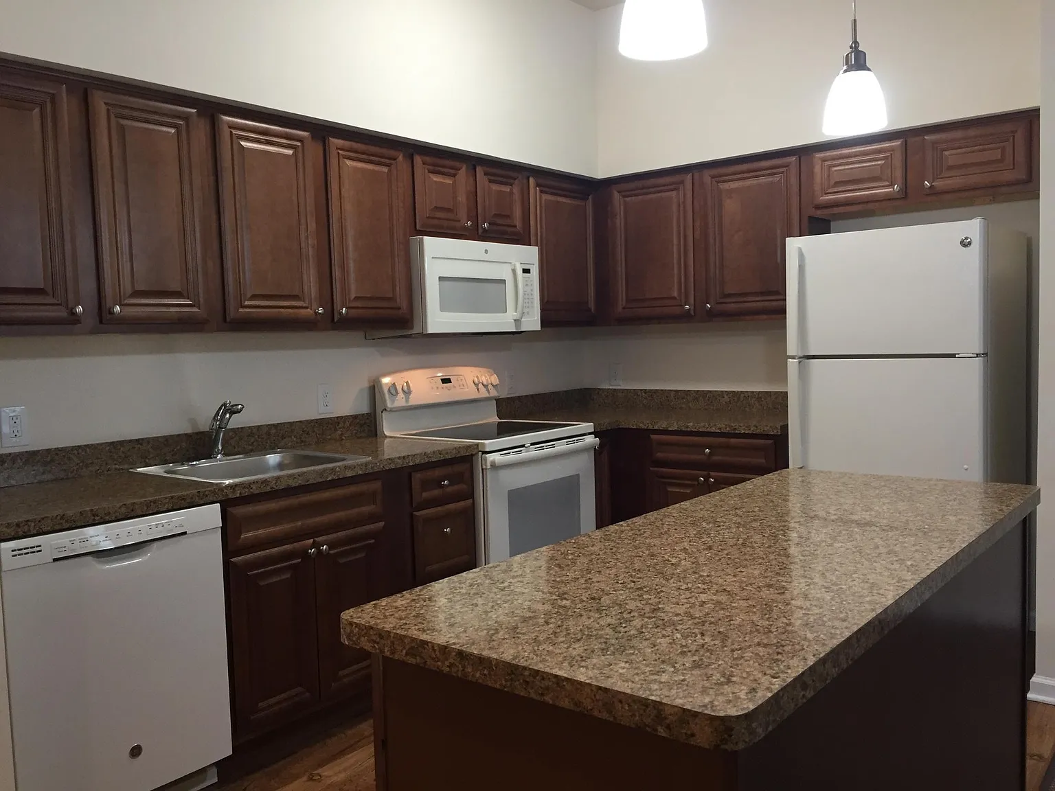 Apartments at St. Thomas (Senior Living) — Photo 3