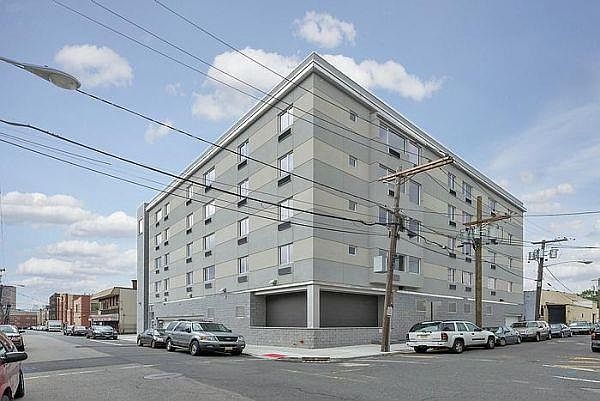 1st image of 407 56th St APT 203