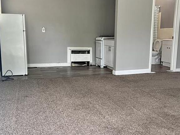 5th image of 14934 Tireman St #Avenue6