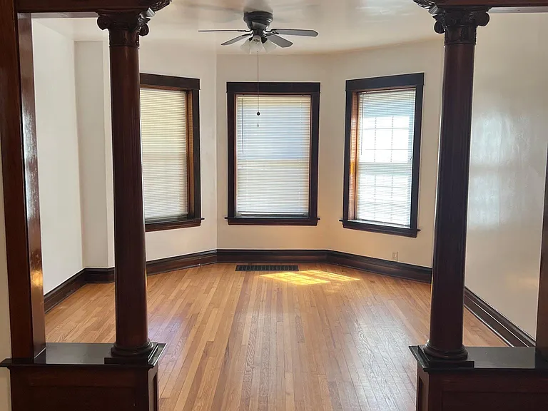 5154 W Berteau Ave #1 — Photo 2