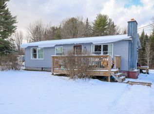 139 Gammon Rd, Peru, ME 04290