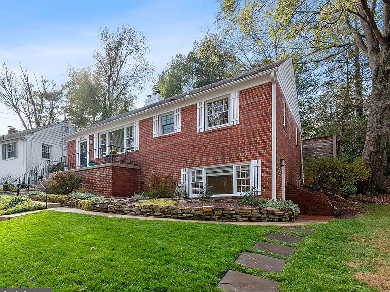 4914 Flint Dr — Photo 4