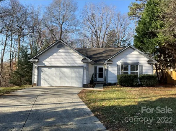 8601 Woodcock Ln, Charlotte, NC 28216