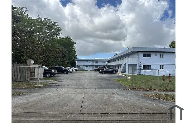 Building Photo - 17050 NW 55th Ave