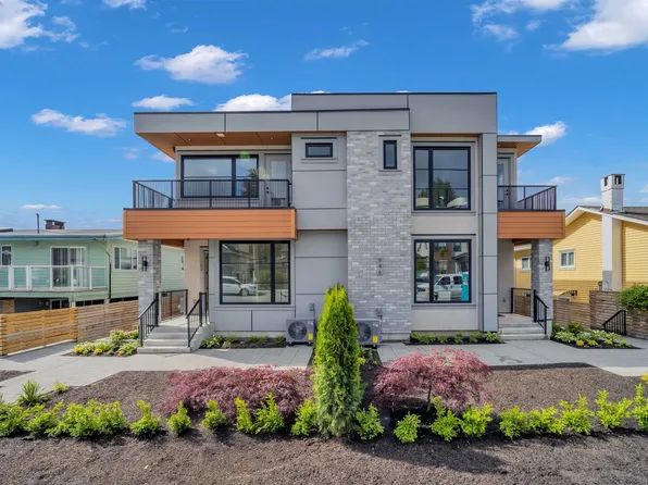 946 Dansey Ave, Coquitlam, BC V3K 3G7