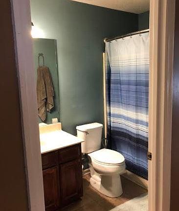 Bathroom Shared with 1 resident
