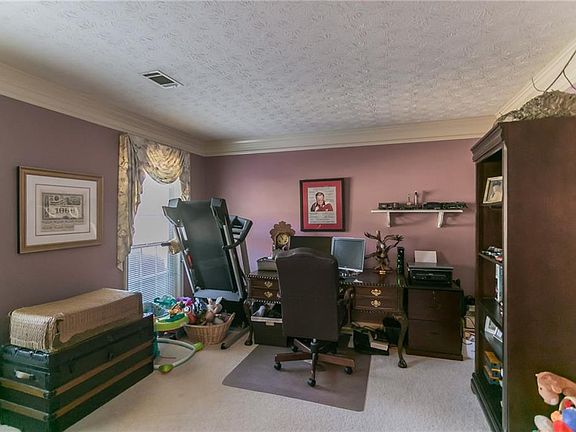 3rd image of 3940 Brittan Glade Trl