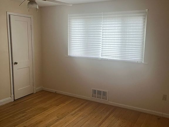 4th image of 4353 Roberton Ave