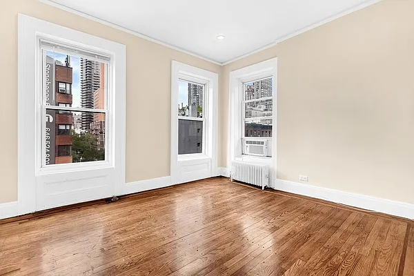 Rented by Cooper & Cooper Real Estate | media 13