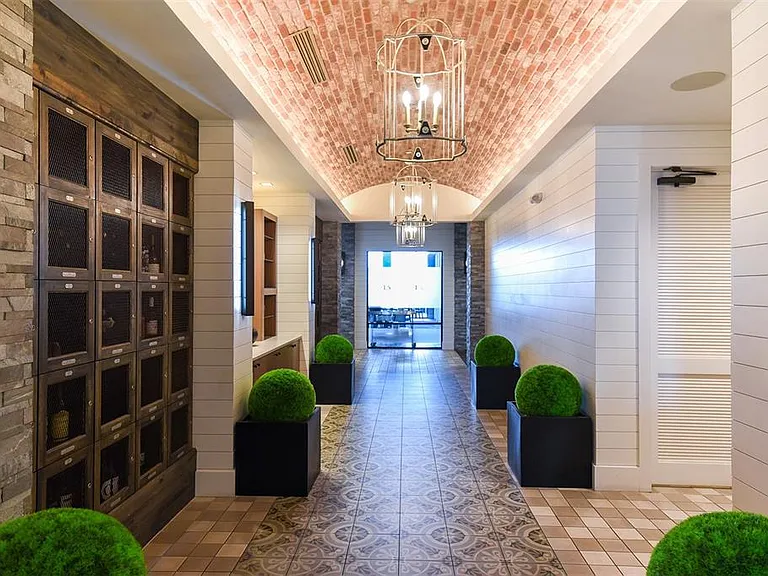 4735 Cabreo Ct — Photo 88