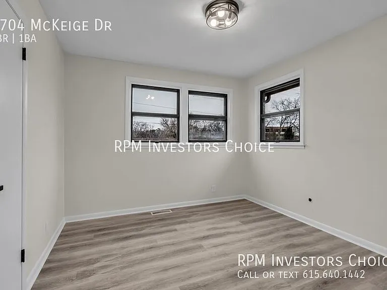2704 McKeige Dr — Photo 14