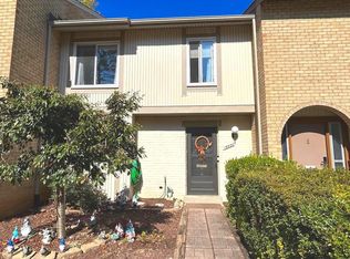 19520 Divot Pl, Gaithersburg, MD 20886