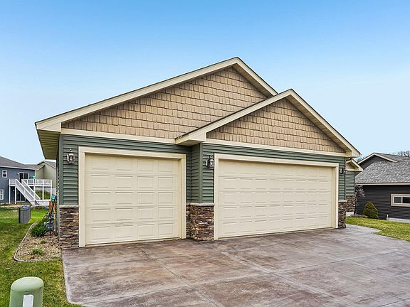 3rd image of 298 Steelhead Dr