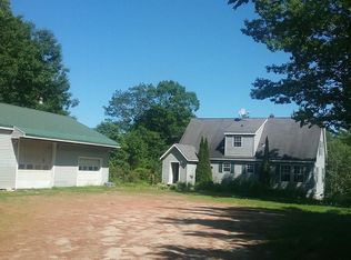 41 Old Pine Ridge Dr, Norway, ME 04268