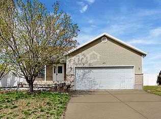 451 W 225 N, Clearfield, UT 84015