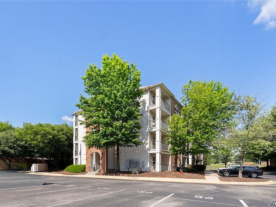 1st image of 600 13th St Unit 313