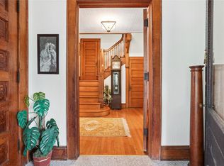3719 Cottage Grove Ave, Des Moines, IA 50311
