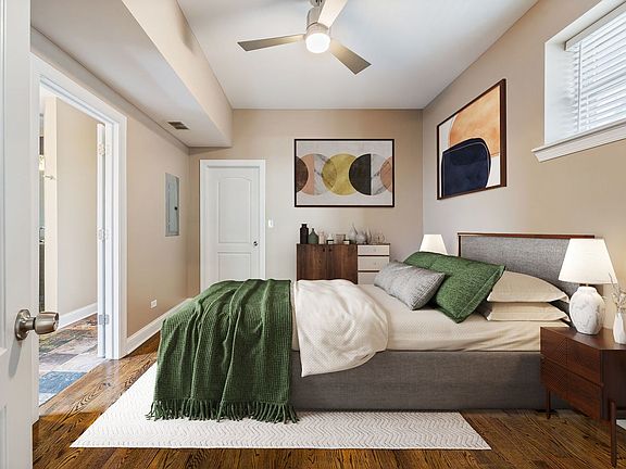 5th image of 2246 W Medill Ave #2