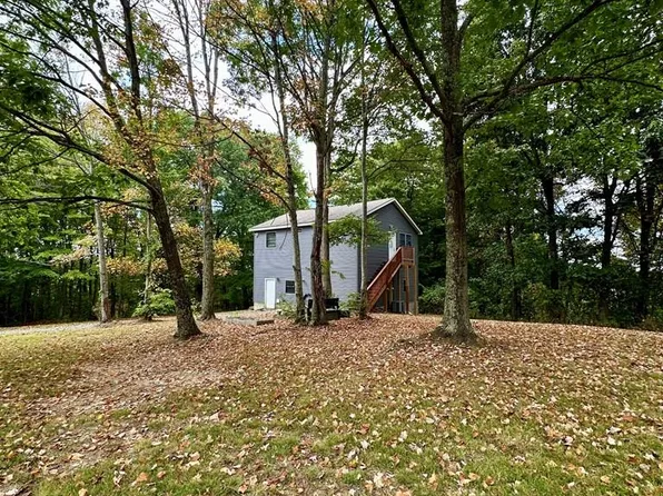 135 Wilderness Ridge Rd, Beckley, WV 25801