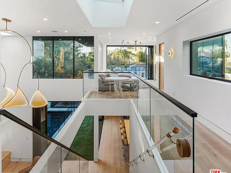 738 Palms Blvd — Photo 19
