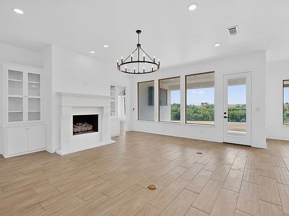 5th image of 10813 Alta Sierra Dr